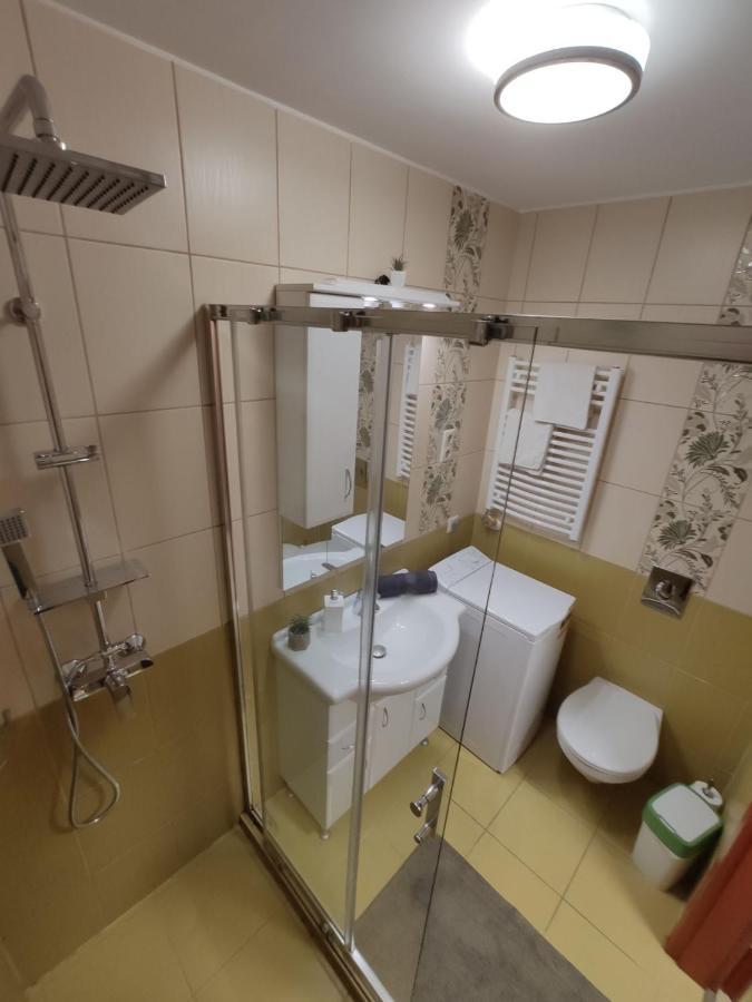 Holiday Apartman Sárvár Eksteriør billede